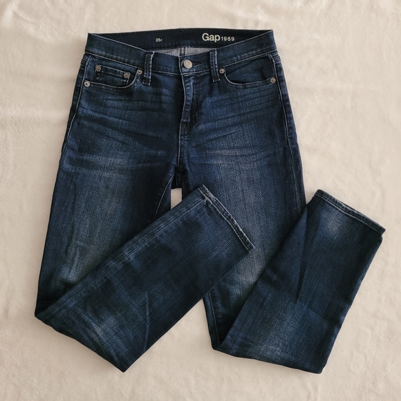 Gap Jeans! 25r Excellent Condition!! - Picture 1 of 4